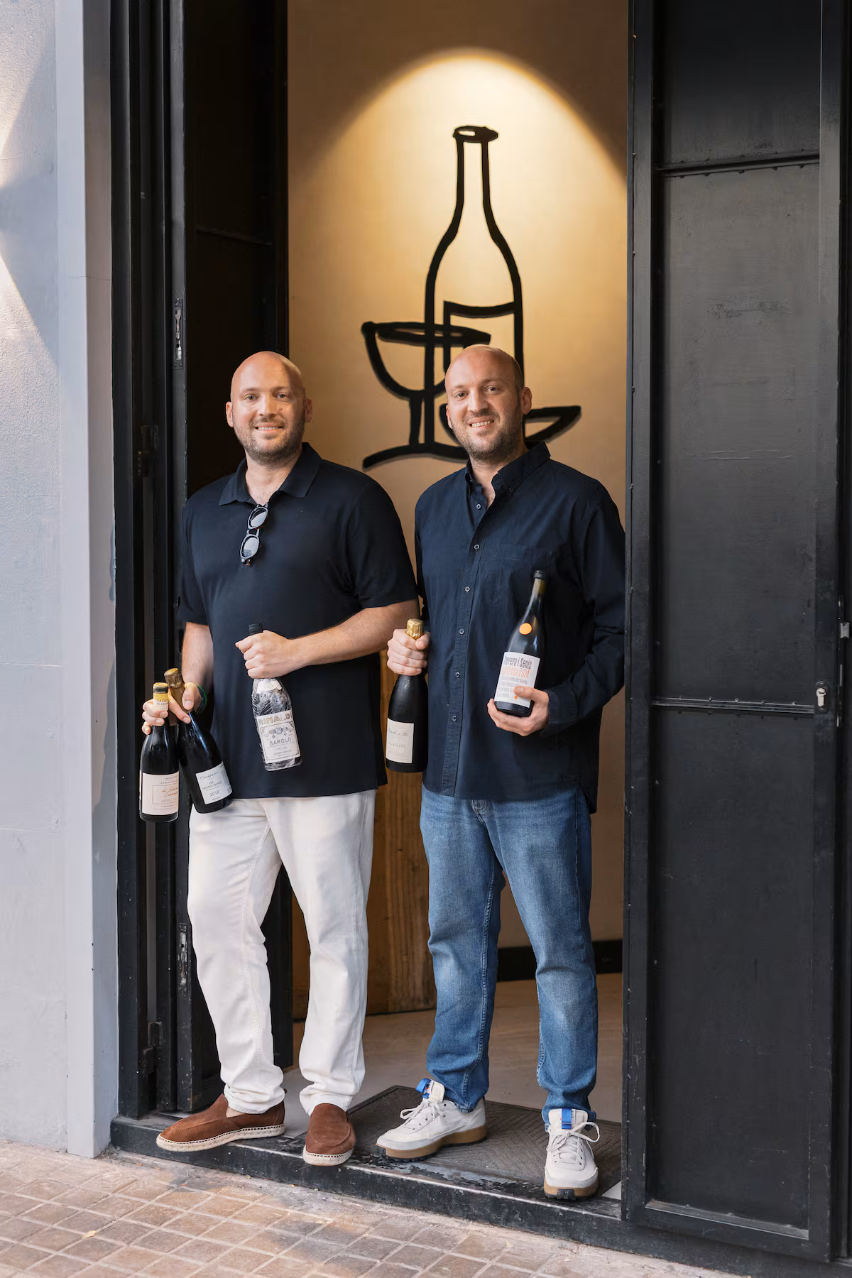 Los gemelos de Maestro, el bar de Valencia con carta secreta de vinos